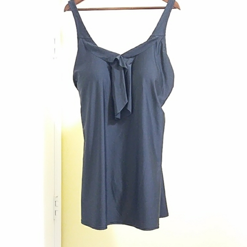 Jessica London One Piece Black Swimsuit - Size 18‎